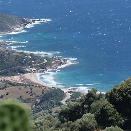 Domaine U Bugnu 3* Vico